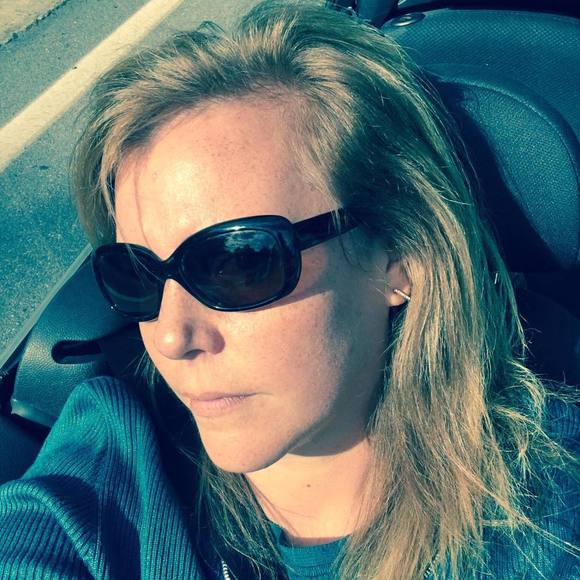 Meet your Posher, Kerry - Picture 1 of 1